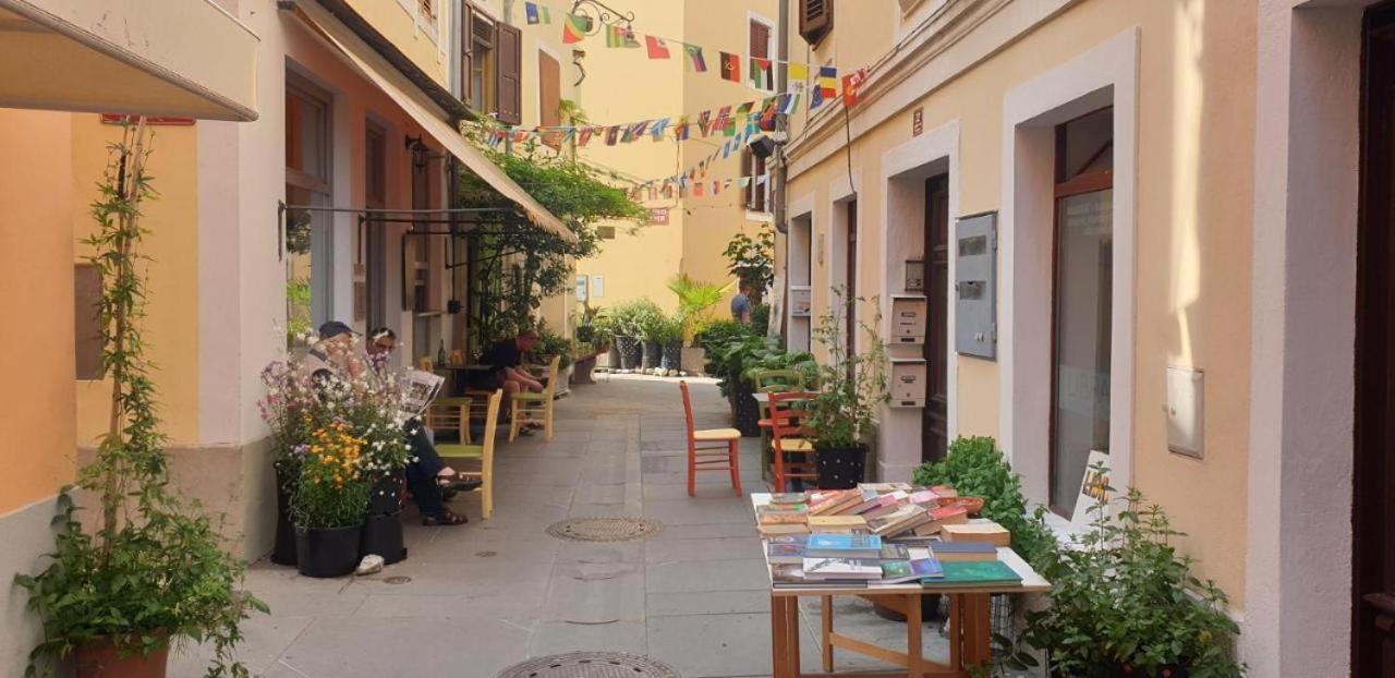 Sonce Daire Izola Dış mekan fotoğraf