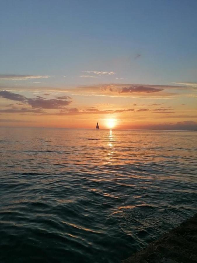 Sonce Daire Izola Dış mekan fotoğraf